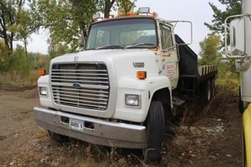 Main image Ford L8000